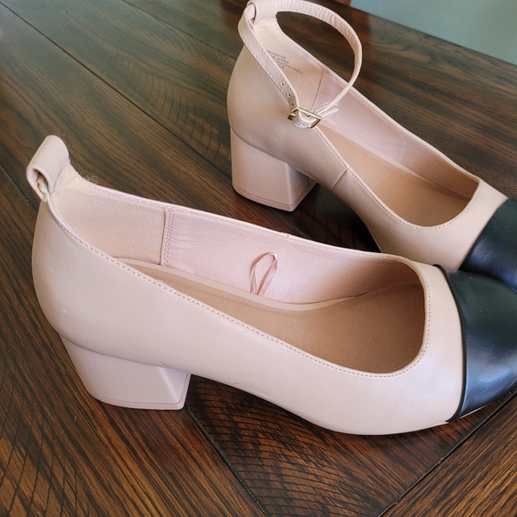 TORRID Block Heel Shoe Size 9.5 WW Extra Wide Ankle Strap Black Tan Coquette - Picture 5 of 11